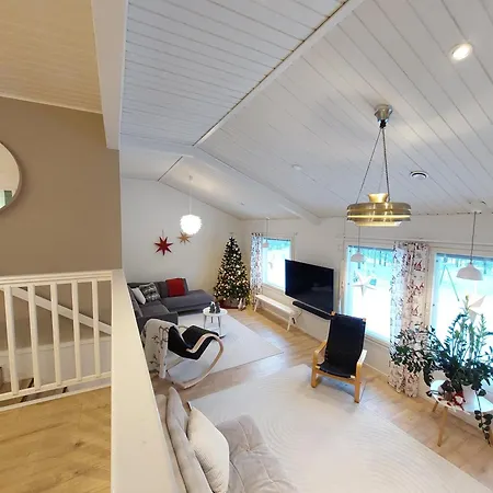 Villa House Between Pines 5-bedroom House With 3 Toilets