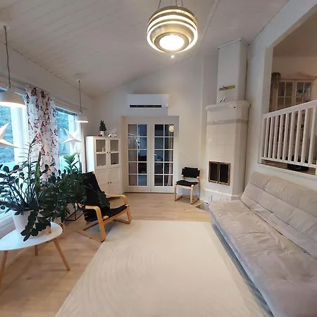 House Between Pines 5-bedroom House With 3 Toilets Rovaniemi