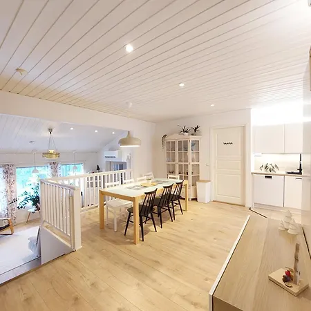 Villa House Between Pines 5-bedroom House With 3 Toilets *