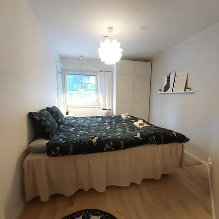 House Between Pines 5-bedroom House With 3 Toilets *