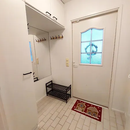 Villa House Between Pines 5-bedroom House With 3 Toilets Rovaniemi