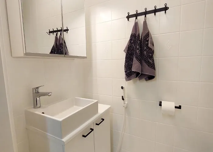 House Between Pines 5-bedroom House With 3 Toilets Вилла