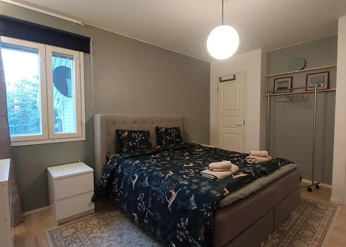 House Between Pines 5-bedroom House With 3 Toilets 빌라 로바니에미