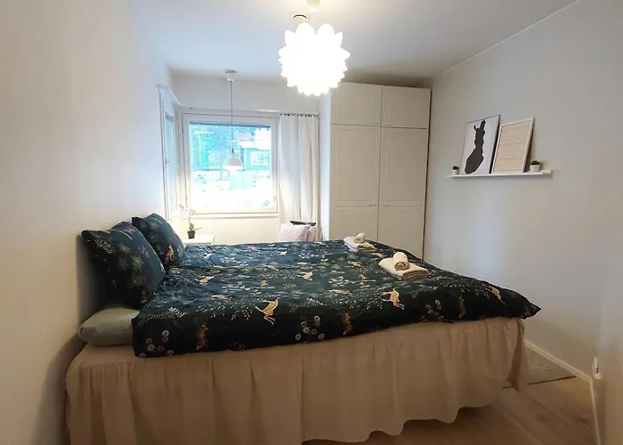 House Between Pines 5-bedroom House With 3 Toilets *